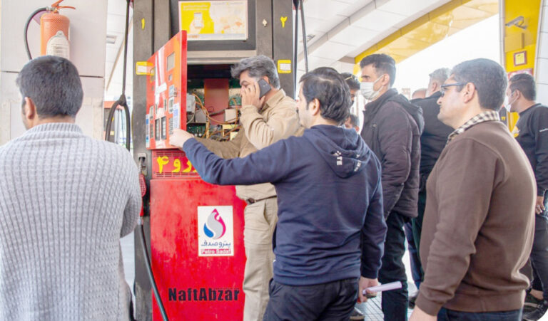 دوباره بنزین درآبان خبرساز شد