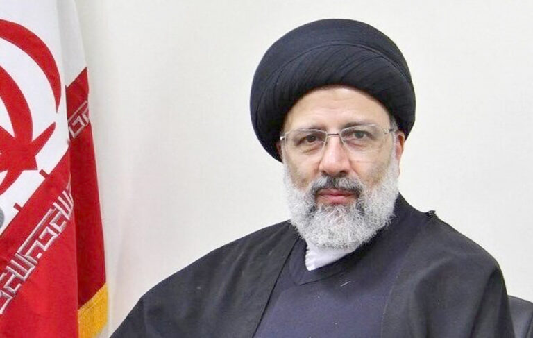 دریا حریم دارد