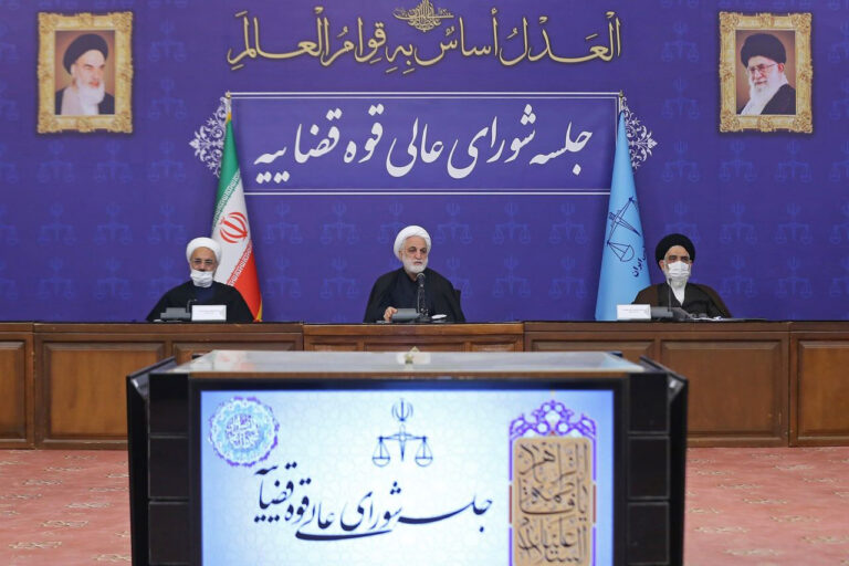 شروع از خودی‌ها