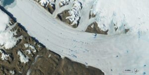 تغییر اقلیم: ذوب یخچال  و عقب‌نشینی خط برف در البرز