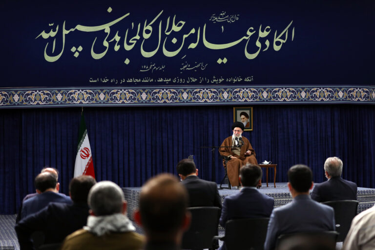 خودروسازان سواستفاده نکنند زیرا وضع آنها تعریفی ندارد