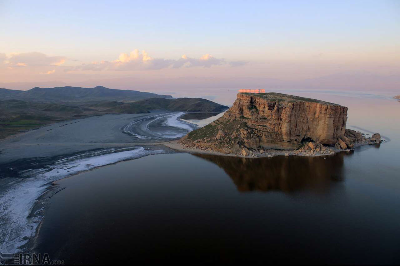 دریاچه ارومیه قابل احیا است