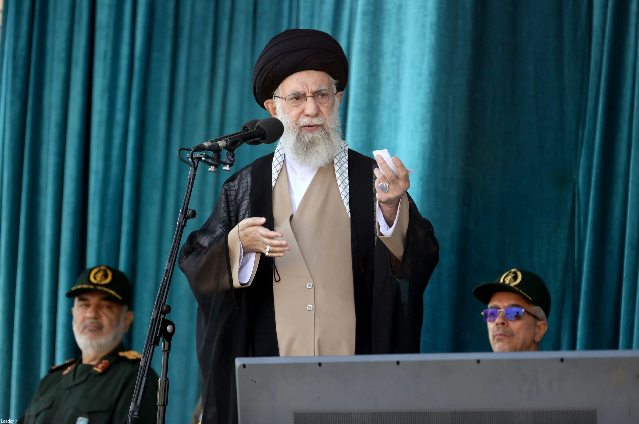 ملت ایران مظلوم و قوی است