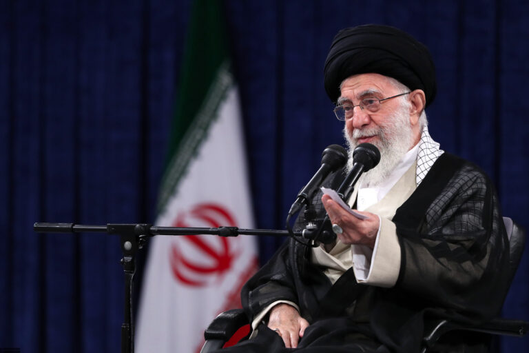نگذاریم ورزش پلی باشد برای ورود فرهنگ غربی