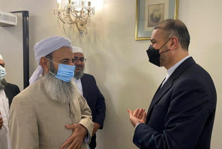 دیدار وزیر کشور با مولوی عبدالحمید در زاهدان