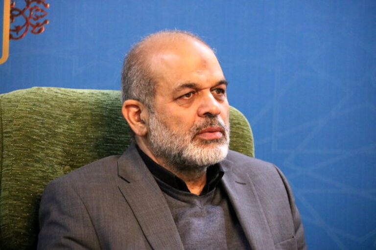 با همین شرایط تا چند دهه آینده دریای خزر خشک می‌شود