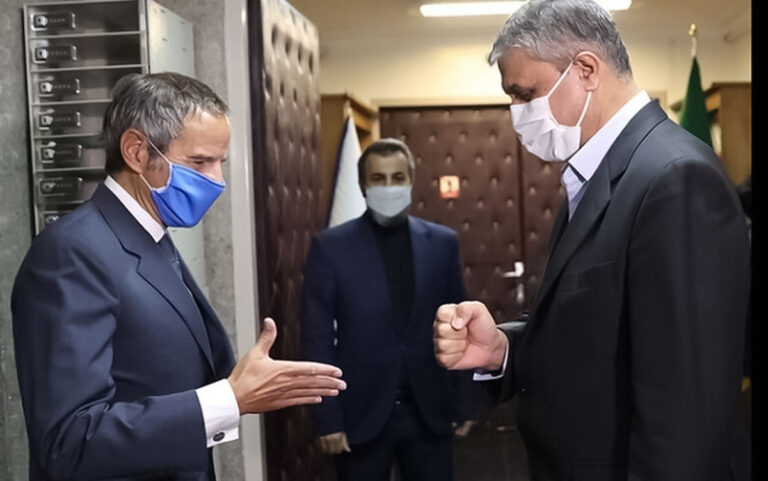 سفر گروسی برای حل مسائل پادمانی