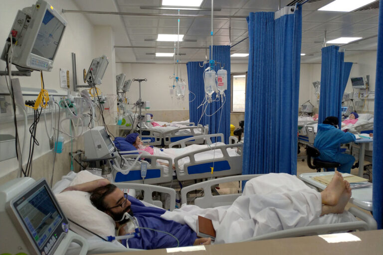 یک قدم تا اوج‌گیری دوباره کرونا