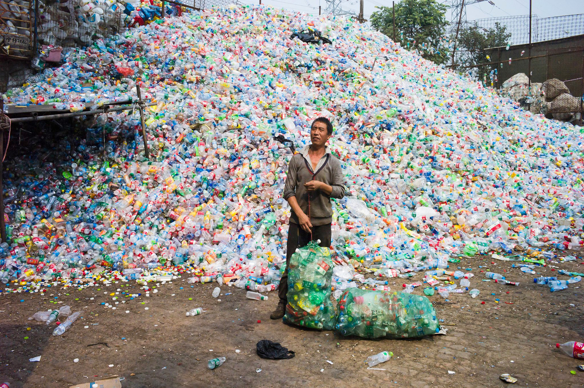 اختلاف بزرگ بر سر بازیافت پلاستیک
