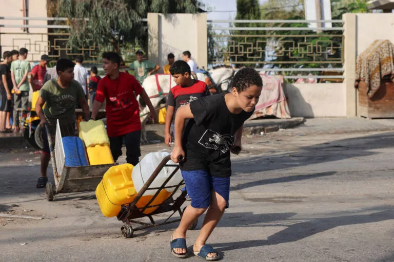 ستاندن حیات از غزه
