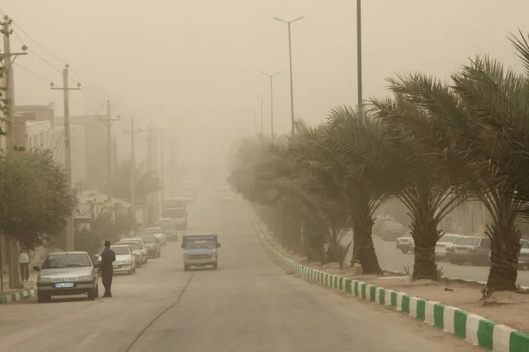 غرب کشور در انتظار گردوغبار