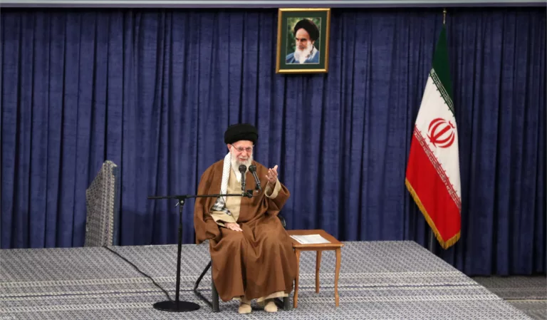 انتخابات جلوی دیکتاتوری را می‌گیرد