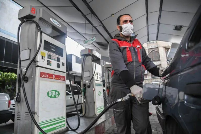 اصرار بر تطهیر بنزین پتروشیمی