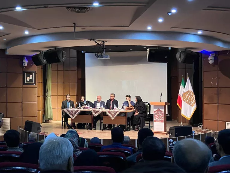 زمان احیای جامعه‌شناسی «پرسشگر» و «انتقادی» است