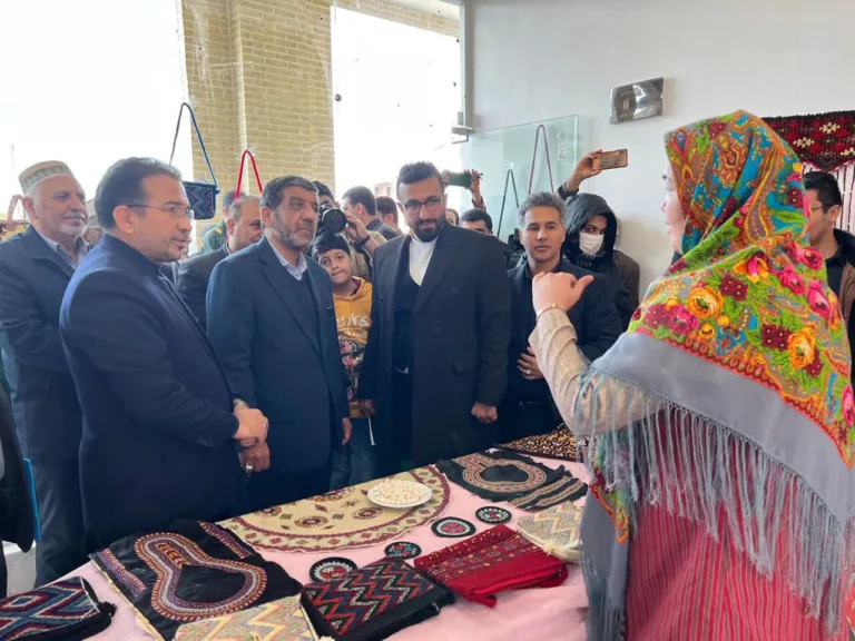 ۴ نکتهٔ از یاد رفته دربارهٔ بازارچه صنایع‌دستی شمال