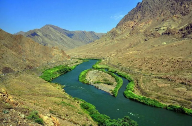 همکاری ایران و ارمنستان برای رفع آلودگی رود ارس