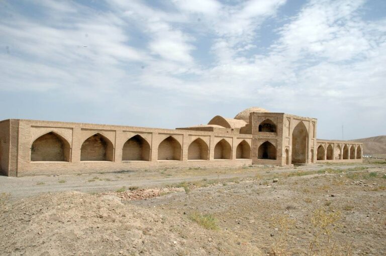 کاروانسرای آهوان