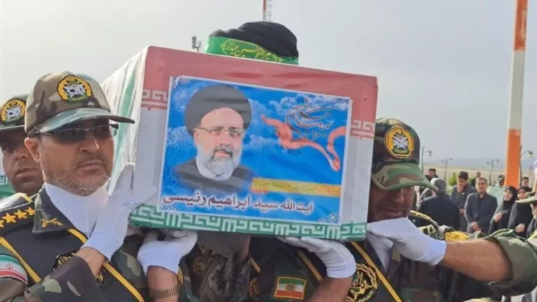 پیکر شهید رئیسی به مشهد منتقل شد