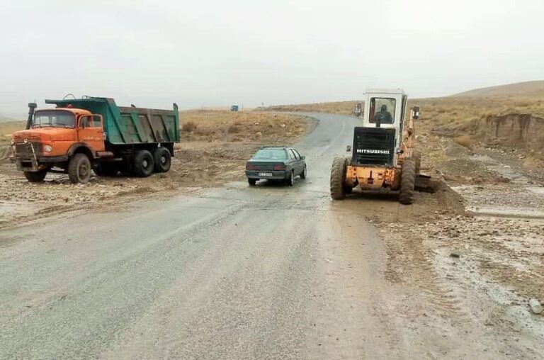 بازگشایی جاده‌های مسدود خراسان رضوی