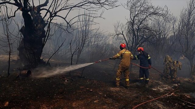 ثبت ده‌ها آتش‌سوزی جنگلی در یونان