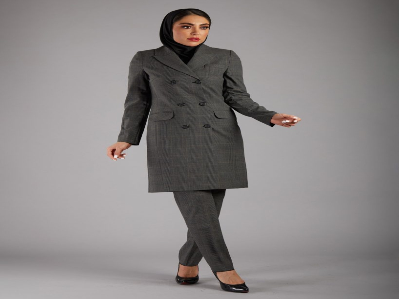مهم‌ترین تفاوت‌ها بین مانتو شلوار اداری و سایر مانتوها