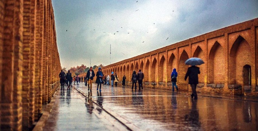 راهنمای جامع سفر به اصفهان مخصوص فصل پاییز