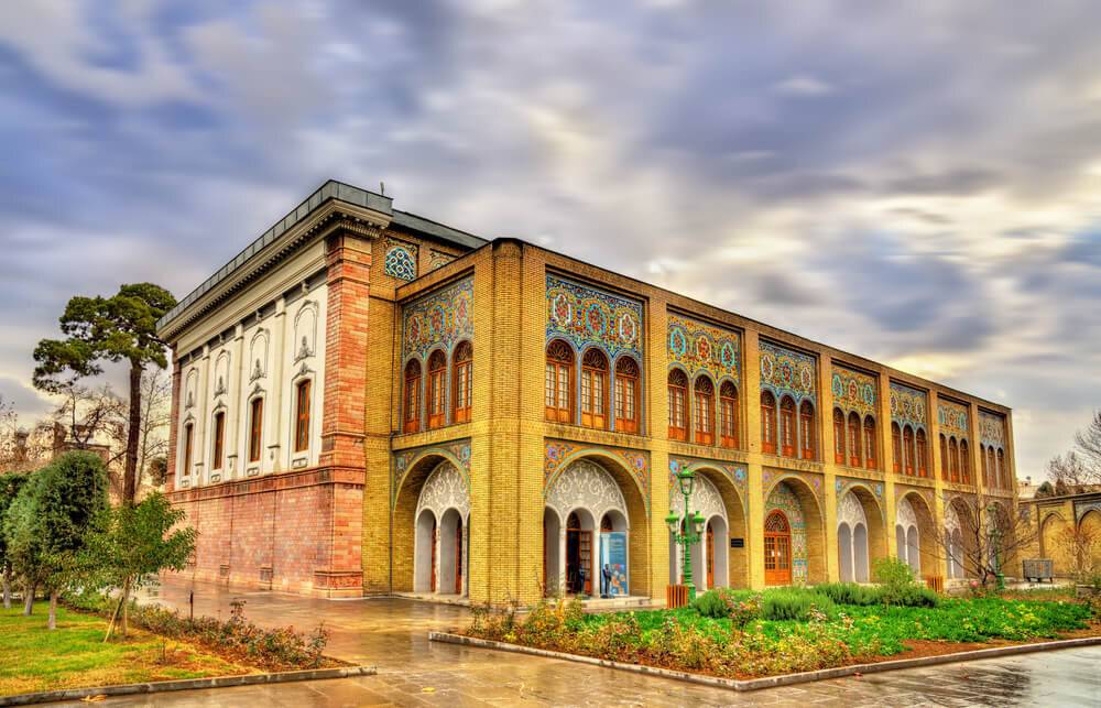 سند تک‌برگی: محافظ کاخ گلستان