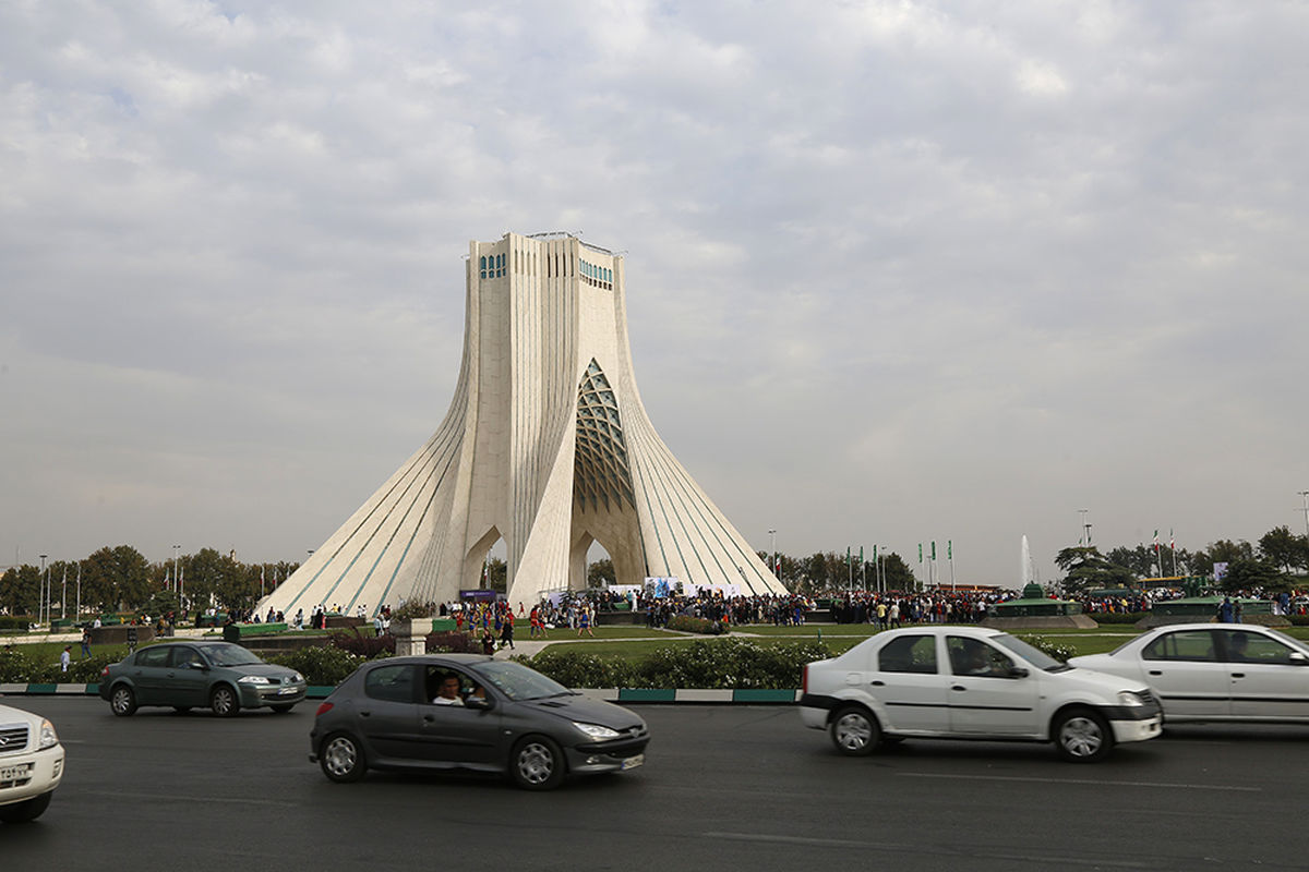 درخواست تغییر قانون انتخابات و شرایط حضور اعضای شورای شهر تهران