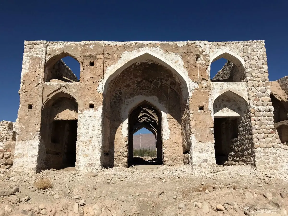 کاخ کیومرث