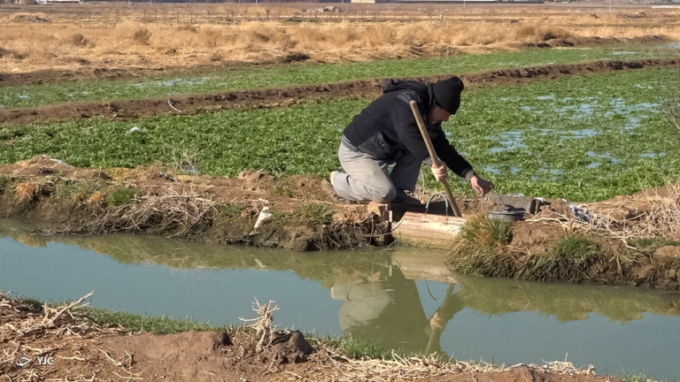 آبی که در دست داریم، آینده‌ای که می‌سازیم
