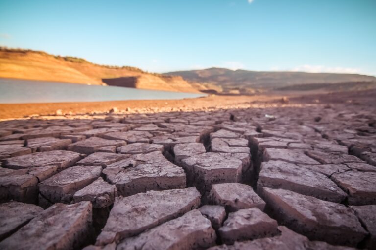 تشدید گرمایش زمین و کاهش تجدیدپذیری منابع آب شیرین جهان