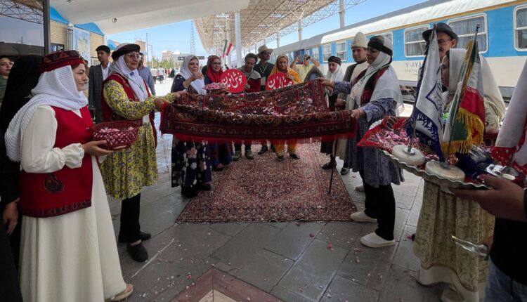 بومگردی در مسیر پایداری