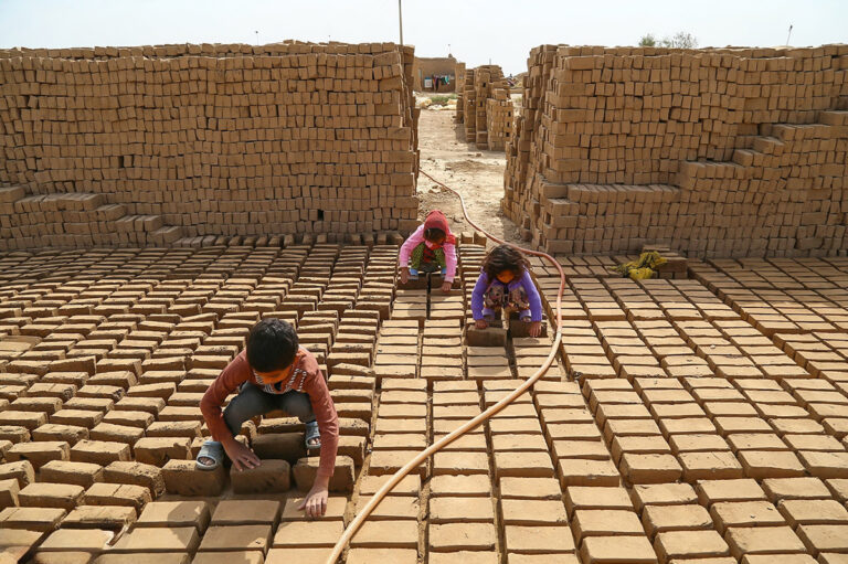 حل معضل کار کودک، در گرو همکاری همگانی