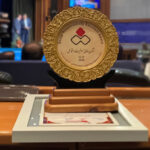 جایزه می‌گیرند بی‌‌ آنکه گزارش پایداری بدهند