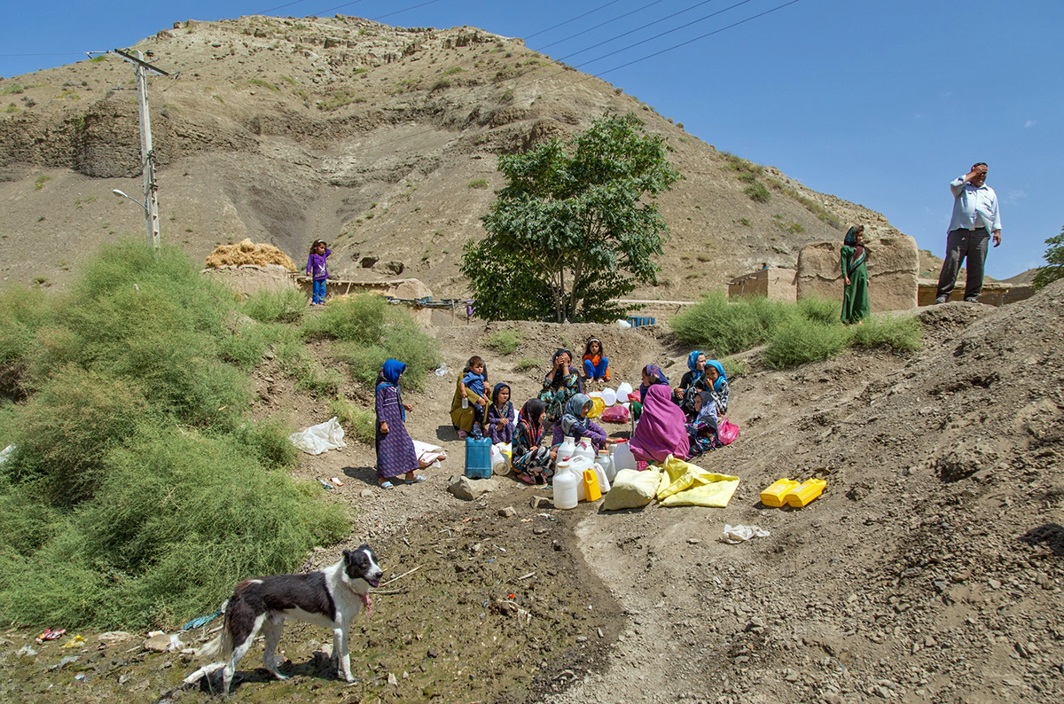 دشمن، خشکسالی و دروغ