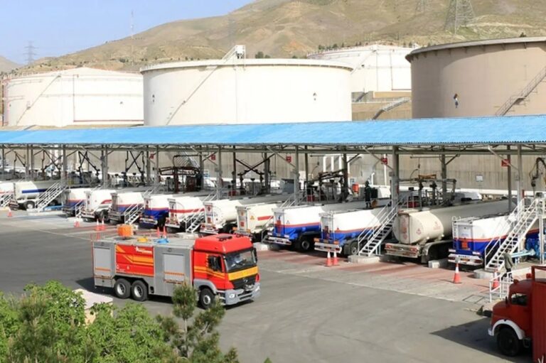 دود شهران؛ ناشی از جمع‌آوری ضایعات مخازن نفت