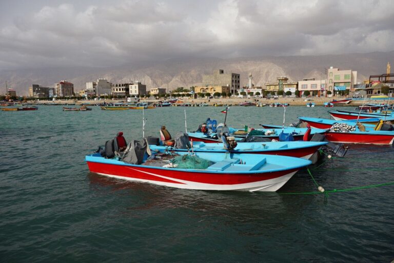 عسلویه بر مدار لرزش
