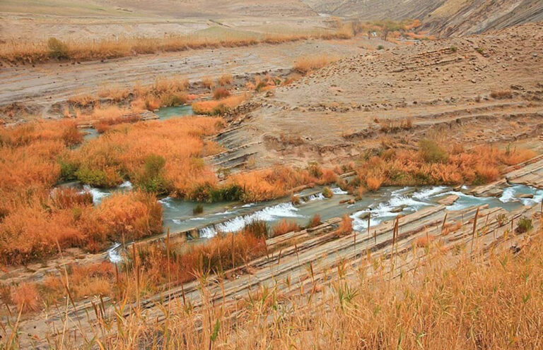 کنگیر، رودخانه‌ای که به صنعت باخت