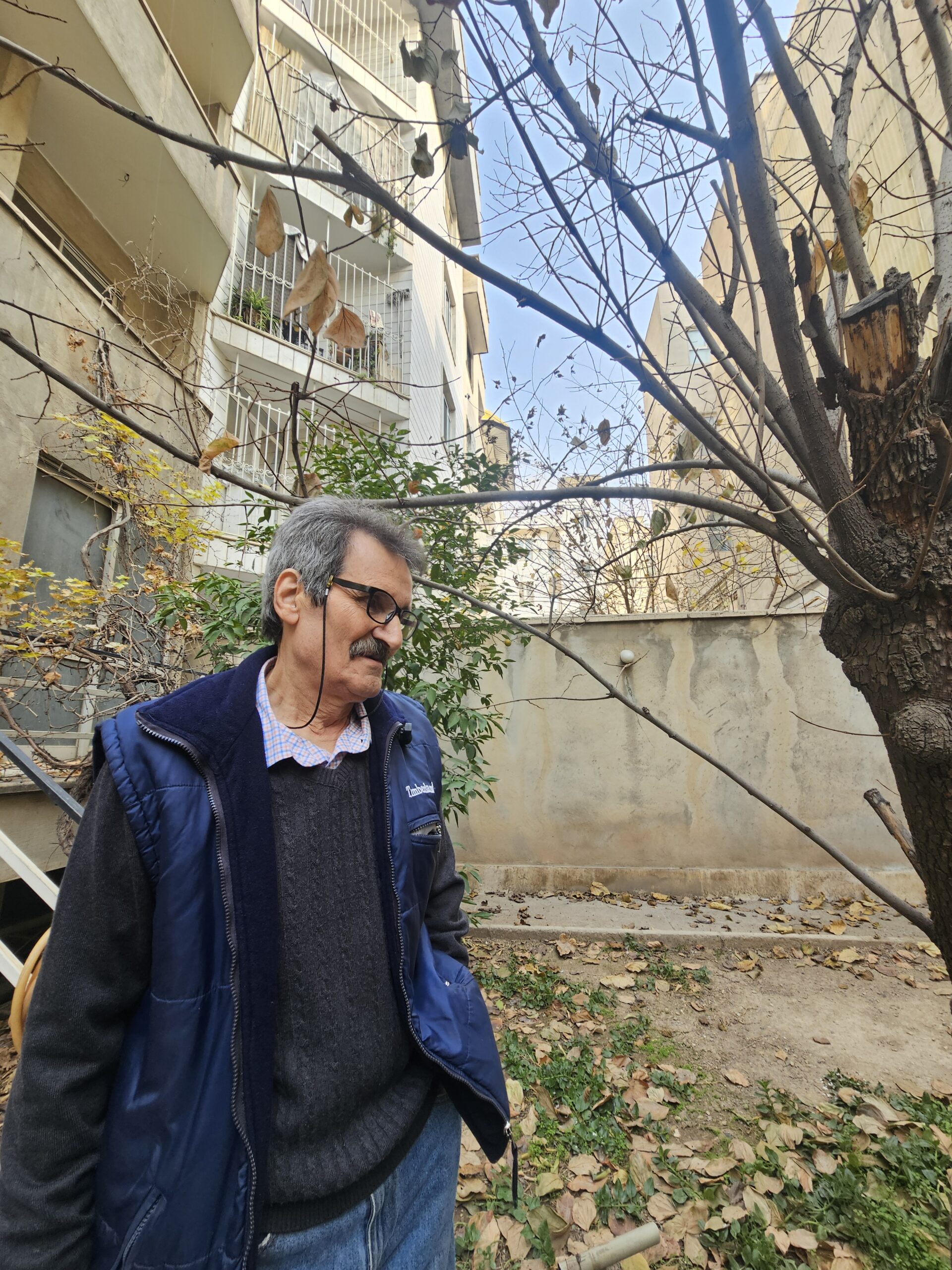 خانه «احمد محمود» را برای فروش می‌گذارم