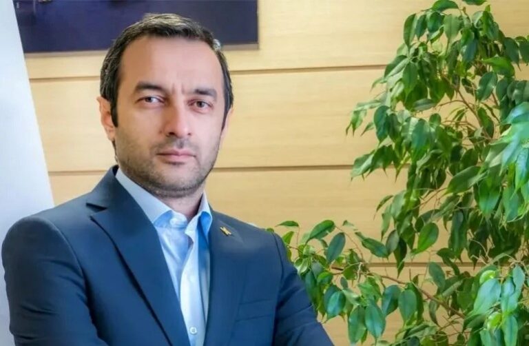 گفته‌اند حداقل تا نیمه هفته آینده منتظر بازگشت اینترنت نباشید