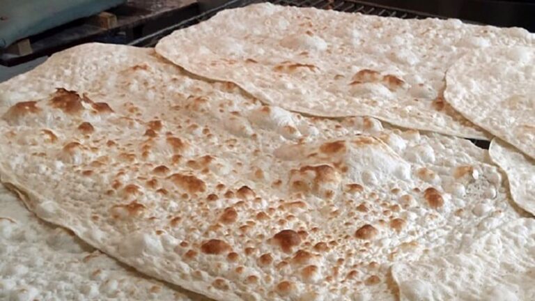 سهمیه آرد دولتی این نانوایی‌ها قطع می‌شود