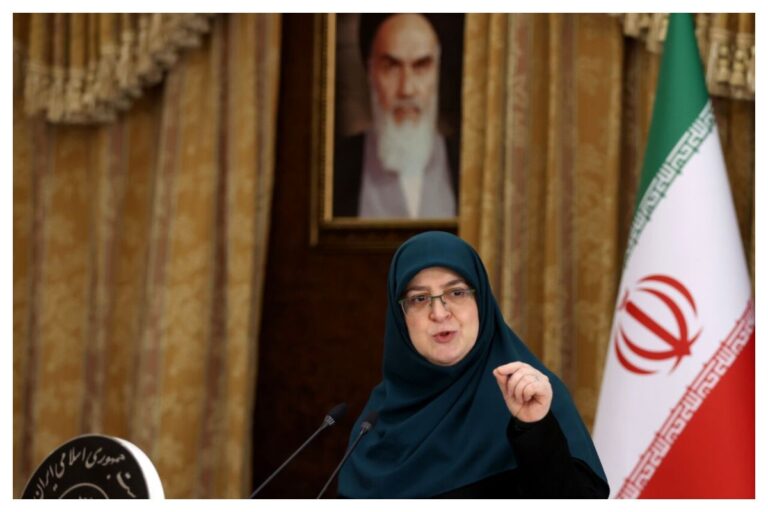 مهاجرانی: مذاکره نشانه عقب‌نشینی نیست/ وحدت نیازمند هم‌افزایی در عمل است
