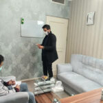 ایستادن کنار روانِ زخمی جامعه