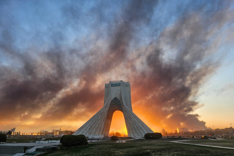 برج آزادی نماد ایران است