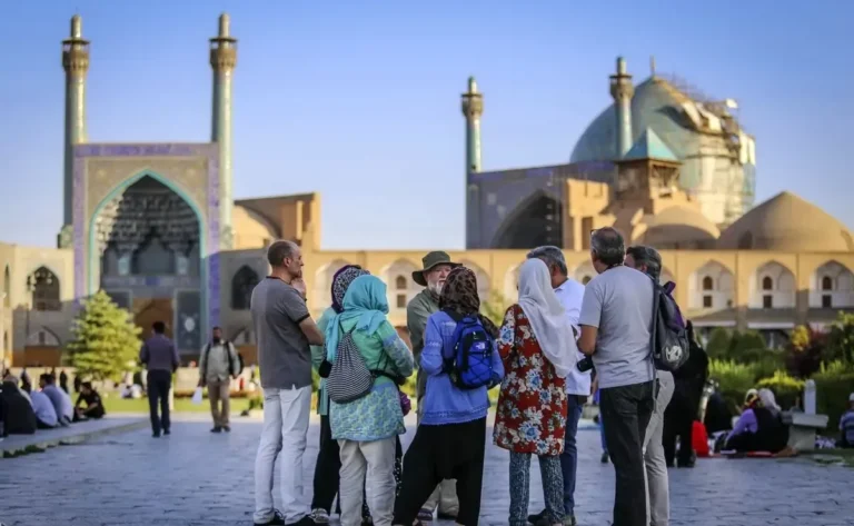 تاب‌آوری گردشگری با ارائه کارت‌های سفر و تسهیلات بانکی