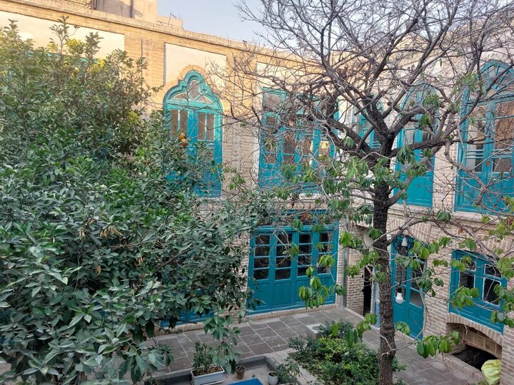 رمت خانه پدری جلال آل‌احمد در مراحل پایانی