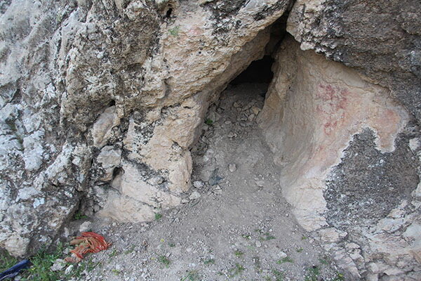 آثار حفاری‌ جویندگان گنج