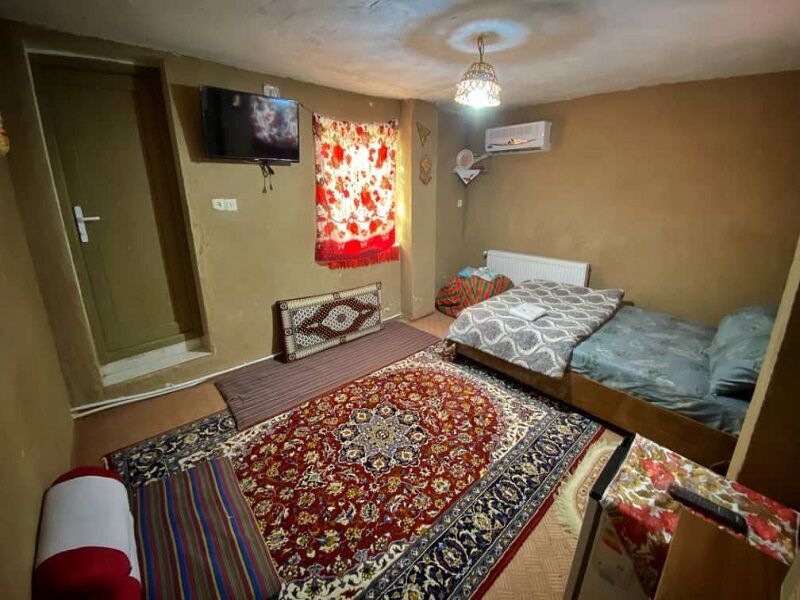 بوم‌گردی در بحران هویت