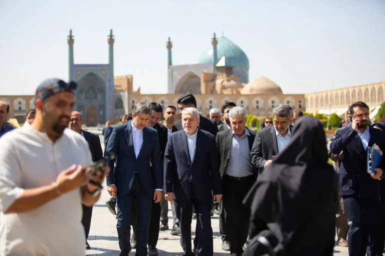شهر زخمی در قابِ خوش‌بینیِ وزیر