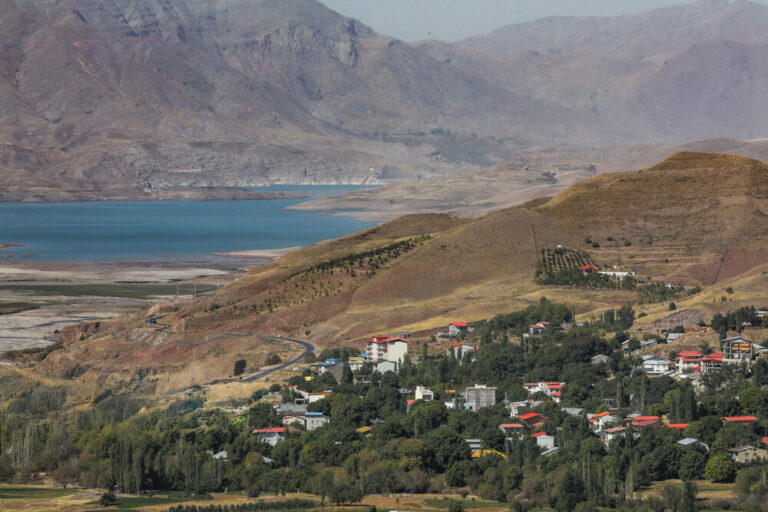 طالقان زیر فشار تهران